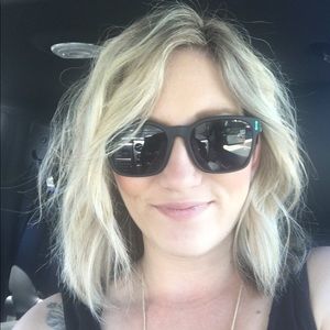 Meet your Posher, Brittney